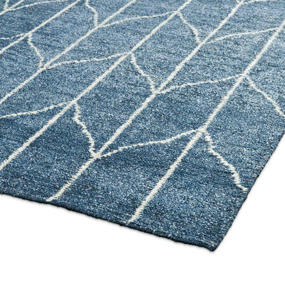 Delhi Collection Hand Woven Bamboo Silk Area Rug (DENIM)