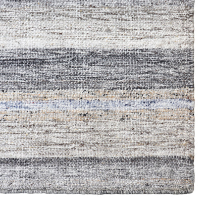 Warbler outdoor indoor rug