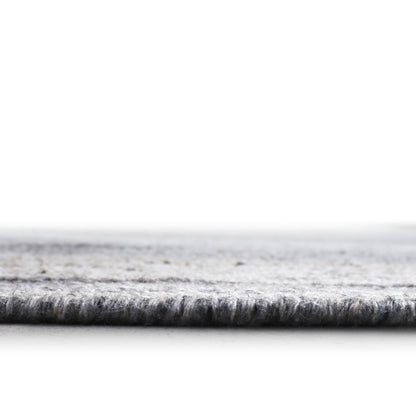 Warbler outdoor indoor rug